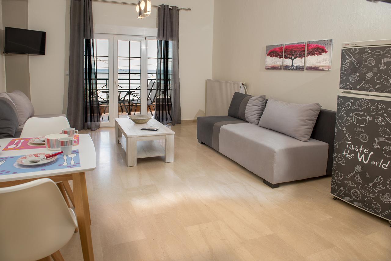 Varka Apartment Makrýjalos Eksteriør bilde