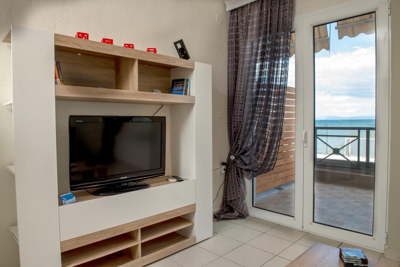 Varka Apartment Makrýjalos Eksteriør bilde